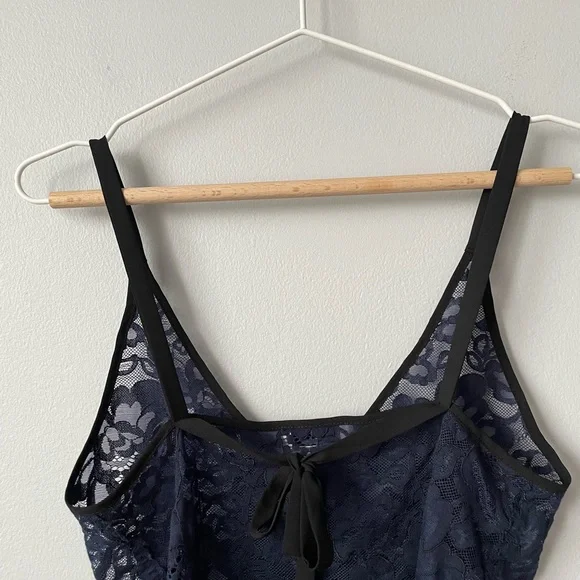 BABATON LACE CAMI SIZE SMALL - Picture 7 of 13